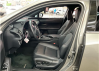 2020 LEXUS UX250H 2.0L 5萬公里 豪華版 後視鏡盲點、ACC、摸門 NT$620,000 有第三方認證，無待修、無泡水、無事故、三大保固  LINE:PT0974  #汽車#中古車#新車#原廠#代理商#貿易商#新古車  第2張縮圖