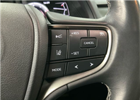 2020 LEXUS UX250H 2.0L 5萬公里 豪華版 後視鏡盲點、ACC、摸門 NT$620,000 有第三方認證，無待修、無泡水、無事故、三大保固  LINE:PT0974  #汽車#中古車#新車#原廠#代理商#貿易商#新古車  第4張縮圖