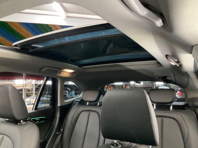 2021 BMW X1 SDRIVE18I 2.7萬公里 1.5L 62萬 NT$620,000  第3張相片