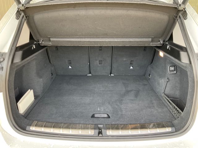 2016 BMW x1 sdrive20i 2.0l 6.6萬公里 apple carplay 環景 NT$320,000 有第三方認證，無待修、無泡水、無事故、三大保固  LINE:PT0974  #汽車#中古車#新車#原廠#代理商#貿易  第5張相片