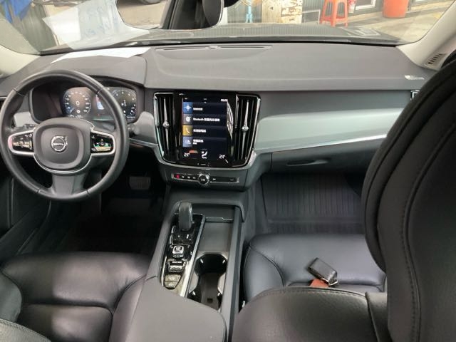 2021 VOLVO S90 2.0L 油電 6.7萬公里 B4M版 NT$830,000 有第三方認證，無待修、無泡水、無事故、三大保固  LINE:PT0974  #汽車#中古車#新車#原廠#代理商#貿易商#新古車#買車#賣車#五股  第2張相片