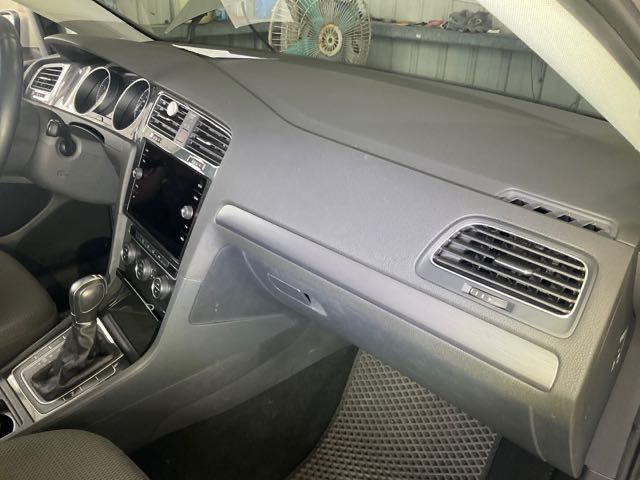 2019 VW GOLF 280TSI 1.4L 10萬公里 NT$270,000 有第三方認證，無待修、無泡水、無事故、三大保固  LINE:PT0974  #汽車#中古車#新車#原廠#代理商#貿易商#新古車#買車#賣車#五股#新北市  第5張相片