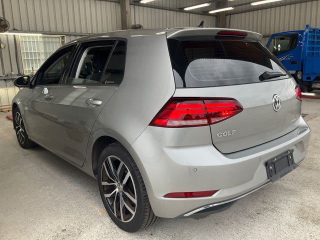 2019 VW GOLF 280TSI 1.4L 10萬公里 NT$270,000 有第三方認證，無待修、無泡水、無事故、三大保固  LINE:PT0974  #汽車#中古車#新車#原廠#代理商#貿易商#新古車#買車#賣車#五股#新北市  第10張相片