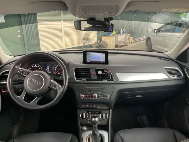 2018 AUDI Q3 30TFSI 1.4L 4.5萬公里 NT$300,000 有第三方認證，無待修、無泡水、無事故、三大保固  LINE:PT0974  #汽車#中古車#新車#原廠#代理商#貿易商#新古車#買車#賣車#五股#新北市  第9張相片