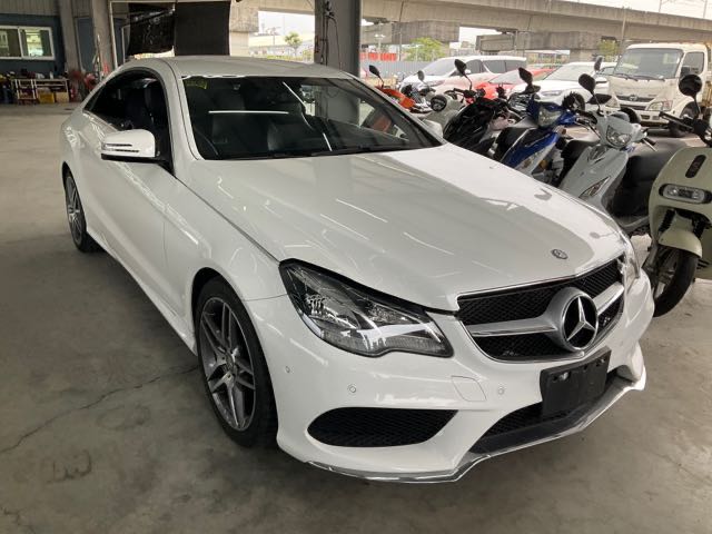 2015 BENZ E200 2.0L 12.2萬公里 雙門 NT$310,000 有第三方認證，無待修、無泡水、無事故、三大保固  LINE:PT0974  #汽車#中古車#新車#原廠#代理商#貿易商#新古車#買車#賣車#五股#新北市  第1張相片