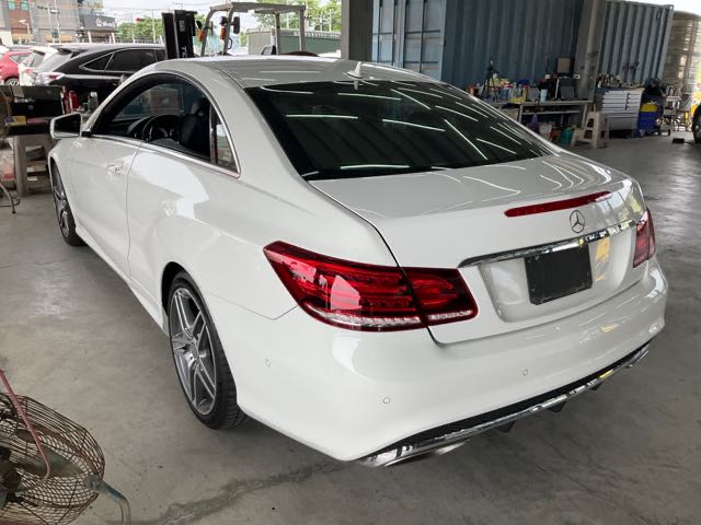 2015 BENZ E200 2.0L 12.2萬公里 雙門 NT$310,000 有第三方認證，無待修、無泡水、無事故、三大保固  LINE:PT0974  #汽車#中古車#新車#原廠#代理商#貿易商#新古車#買車#賣車#五股#新北市  第10張相片