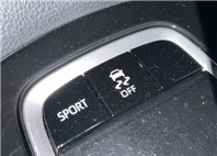 2022 TOYOTA ALTIS 1.8L 4.6萬公里 豪華版 ACC NT$300,000 有第三方認證，無待修、無泡水、無事故、三大保固  LINE:PT0974  #汽車#中古車#新車#原廠#代理商#貿易商#新古車#買車#賣車  第8張縮圖