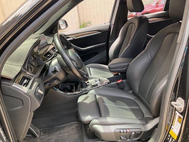 2016 BMW x1 28i 8.8萬公里 4wd 天窗 NT$320,000 有第三方認證，無待修、無泡水、無事故、三大保固  LINE:PT0974  #汽車#中古車#新車#原廠#代理商#貿易商#新古車#買車#賣車#五股#新北市#台北  第3張相片