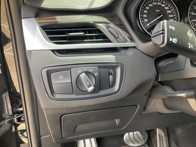 2016 BMW x1 28i 8.8萬公里 4wd 天窗 NT$320,000 有第三方認證，無待修、無泡水、無事故、三大保固  LINE:PT0974  #汽車#中古車#新車#原廠#代理商#貿易商#新古車#買車#賣車#五股#新北市#台北  第9張相片