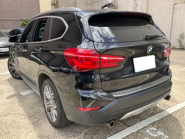 2016 BMW x1 28i 8.8萬公里 4wd 天窗 NT$320,000 有第三方認證，無待修、無泡水、無事故、三大保固  LINE:PT0974  #汽車#中古車#新車#原廠#代理商#貿易商#新古車#買車#賣車#五股#新北市#台北  第10張相片