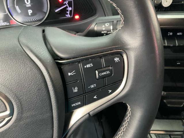 2020 LEXUS UX250H 2.0l 5.1萬公里 豪華版 NT$600,000 有第三方認證，無待修、無泡水、無事故、三大保固  LINE:PT0974  #汽車#中古車#新車#原廠#代理商#貿易商#新古車#買車#賣車#五股#新北  第8張相片