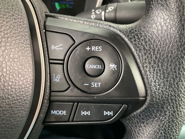 2022 Toyota altis 1.8l 4.1萬公里 尊爵版 acc NT$390,000 有第三方認證，無待修、無泡水、無事故、三大保固  LINE:PT0974  #汽車#中古車#新車#原廠#代理商#貿易商#新古車#買車#賣車  第3張相片