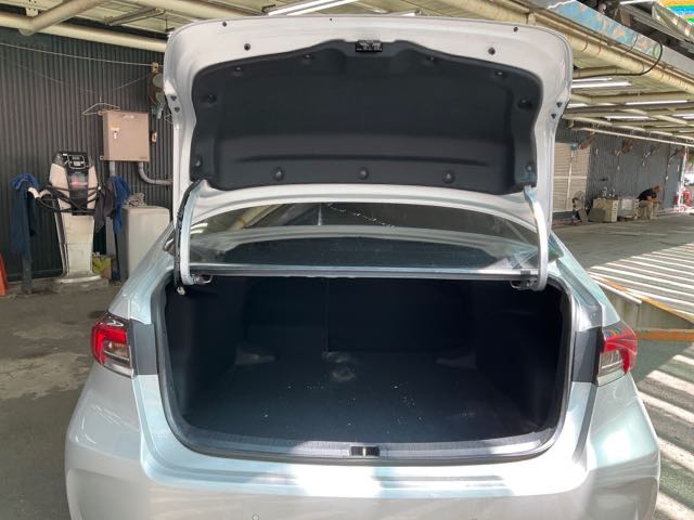 2022 Toyota altis 1.8l 4.1萬公里 尊爵版 acc NT$390,000 有第三方認證，無待修、無泡水、無事故、三大保固  LINE:PT0974  #汽車#中古車#新車#原廠#代理商#貿易商#新古車#買車#賣車  第8張相片