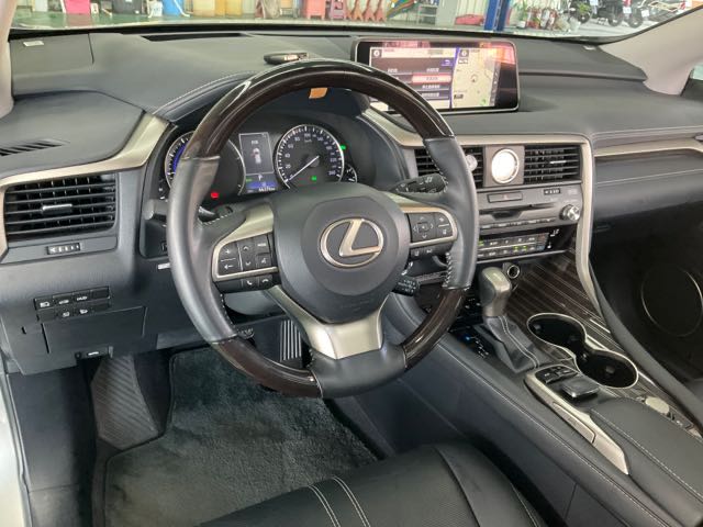 2018 LEXUS RX450H 3.5l 旗艦版 6.6萬公里 油電 ACC NT$780,000 有第三方認證，無待修、無泡水、無事故、三大保固  LINE:PT0974  #汽車#中古車#新車#原廠#代理商#貿易商#新古車#買車  第4張相片