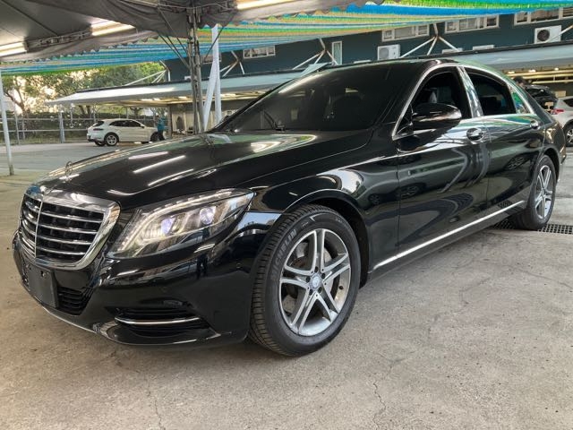 2013 Mercedes-Benz s400h 3.5l 油電 7.6萬公里 NT$370,000 有第三方認證，無待修、無泡水、無事故、此車無保固  LINE:PT0974  #汽車#中古車#新車#原廠#代理商#貿易商#新古車#買車  第1張相片