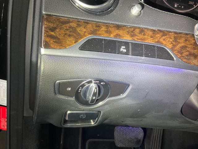 2013 Mercedes-Benz s400h 3.5l 油電 7.6萬公里 NT$370,000 有第三方認證，無待修、無泡水、無事故、此車無保固  LINE:PT0974  #汽車#中古車#新車#原廠#代理商#貿易商#新古車#買車  第5張相片