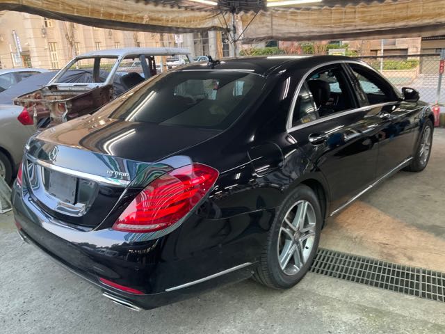 2013 Mercedes-Benz s400h 3.5l 油電 7.6萬公里 NT$370,000 有第三方認證，無待修、無泡水、無事故、此車無保固  LINE:PT0974  #汽車#中古車#新車#原廠#代理商#貿易商#新古車#買車  第10張相片