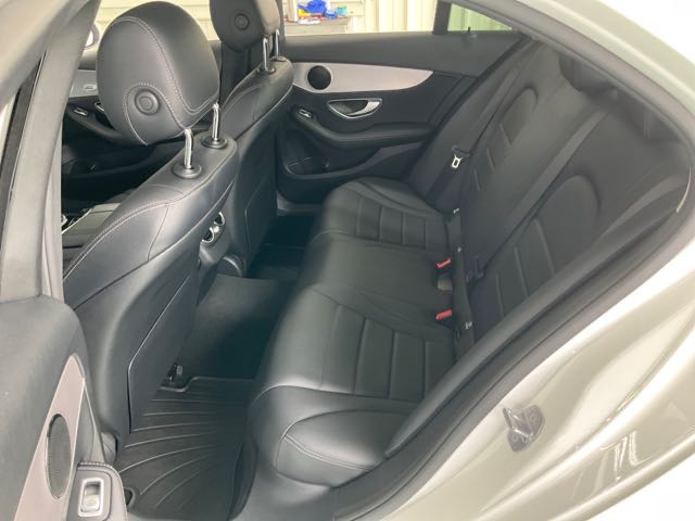 2018 BENZ C200 2.0L 3.6萬公里 NT$550,000 有第三方認證，無待修、無泡水、無事故、三大保固  LINE:PT0974  #汽車#中古車#新車#原廠#代理商#貿易商#新古車#買車#賣車#五股#新北市#台北市  第4張相片