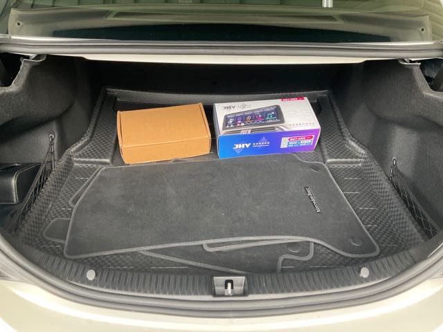 2018 BENZ C200 2.0L 3.6萬公里 NT$550,000 有第三方認證，無待修、無泡水、無事故、三大保固  LINE:PT0974  #汽車#中古車#新車#原廠#代理商#貿易商#新古車#買車#賣車#五股#新北市#台北市  第8張相片