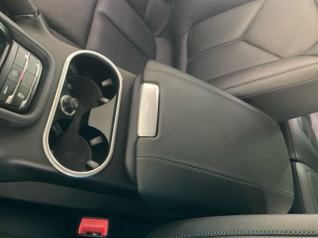 2015 PORSCHE CAYENNE 3.0l 9.4萬公里 柴油 全景天窗 NT$470,000 有第三方認證，無待修、無泡水、無事故、三大保固   LINE:PT0974   #汽車#中古車#新車#原廠#代理商#貿易商#新古車#買車  第8張相片