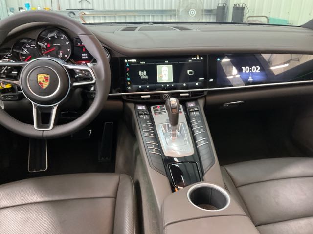2016 PORSCHE PANAMERA 3.6L 11萬公里 NT$640,000 有第三方認證，無待修、無泡水、無事故、三大保固   LINE:PT0974   #汽車#中古車#新車#原廠#代理商#貿易商#新古車#買車#賣車#五股  第2張相片