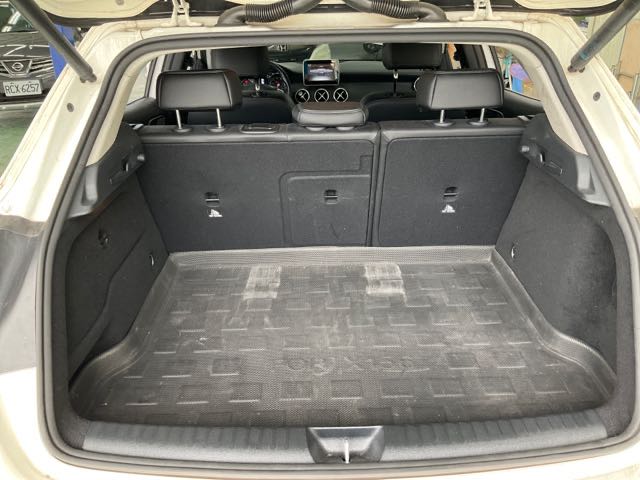 2019 BENZ GLA180 1.6L 9.1萬公里 總代理 NT$510,000 有第三方認證，無待修、無泡水、無事故、三大保固   LINE:PT0974   #汽車#中古車#新車#原廠#代理商#貿易商#新古車#買車#賣車#五股  第7張相片