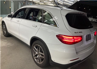 2018 BENZ GLC250 2.0L 9.2萬公里 總代理 NT$730,000 有第三方認證，無待修、無泡水、無事故、三大保固   腳踢尾門、天窗、後視鏡盲點、摸門、環景  LINE:PT0974  #汽車#中古車#新車#二手車#車  第10張縮圖