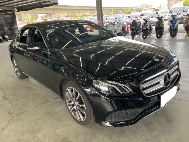 2016 BENZ E250 2.0l 6.9萬公里 NT$500,000 有第三方認證，無待修、無泡水、無事故、三大保固   LINE:PT0974   #汽車#中古車#新車#原廠#代理商#貿易商#新古車#買車#賣車#五股#新北市#台北市  第1張相片