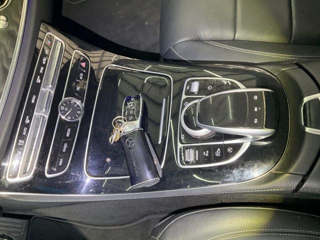 2016 BENZ E250 2.0l 6.9萬公里 NT$500,000 有第三方認證，無待修、無泡水、無事故、三大保固   LINE:PT0974   #汽車#中古車#新車#原廠#代理商#貿易商#新古車#買車#賣車#五股#新北市#台北市  第5張相片