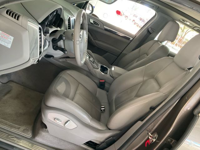 2013 PORSCHE CAYENNE 3.0l 9.1萬公里 柴油 全景天窗 bose pasm NT$380,000  第4張相片