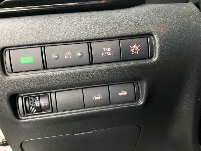 2022 NISSAN SENTRA 1.6l 2.5萬公里 智駕版 NT$300,000 有第三方認證，無待修、無泡水、無事故、三大保固   LINE:PT0974   #汽車#中古車#新車#原廠#代理商#貿易商#新古車#買車#賣車#五股  第6張相片