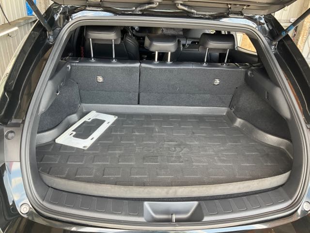 2019 Lexus ux200 f版 2.0l 10.3萬公里 acc NT$530,000 有第三方認證，無待修、無泡水、無事故、三大保固   LINE:PT0974   #汽車#中古車#新車#原廠#代理商#貿易商#新古車#買車#賣車  第6張相片