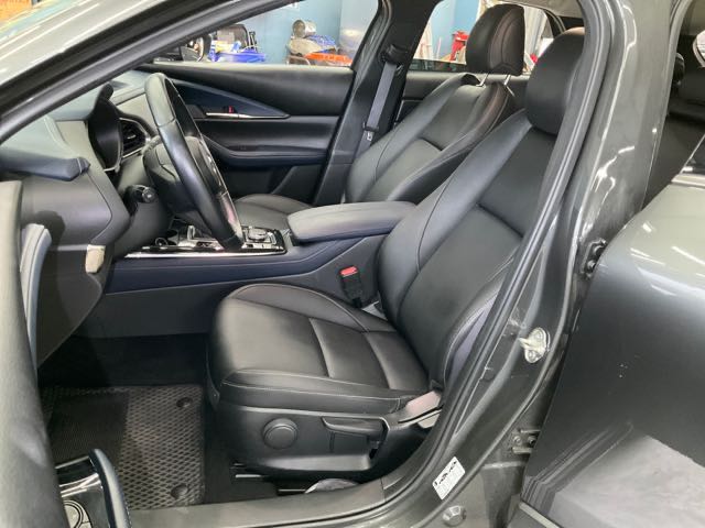 2020 MAZDA CX-30 旗艦型 2.0l 8.7萬公里 NT$350,000 有第三方認證，無待修、無泡水、無事故、三大保固   LINE:PT0974   #汽車#中古車#新車#原廠#代理商#貿易商#新古車#買車#賣車#五股  第3張相片