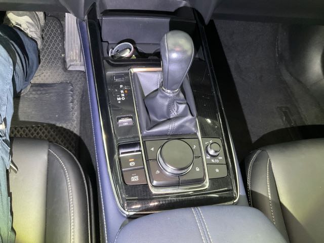 2020 MAZDA CX-30 旗艦型 2.0l 8.7萬公里 NT$350,000 有第三方認證，無待修、無泡水、無事故、三大保固   LINE:PT0974   #汽車#中古車#新車#原廠#代理商#貿易商#新古車#買車#賣車#五股  第8張相片