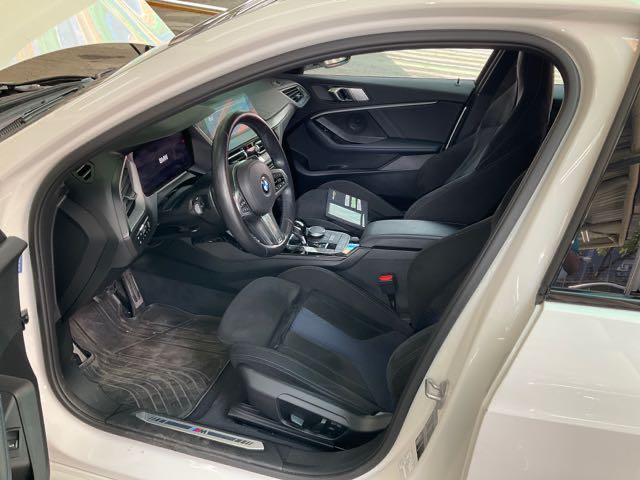 2021 BMW 118i 1.5l 5萬公里 ACC NT$690,000 有第三方認證，無待修、無泡水、無事故、三大保固   LINE:PT0974   #汽車#中古車#新車#原廠#代理商#貿易商#新古車#買車#賣車#五股#新北市#台北  第2張相片