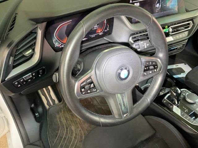2021 BMW 118i 1.5l 5萬公里 ACC NT$690,000 有第三方認證，無待修、無泡水、無事故、三大保固   LINE:PT0974   #汽車#中古車#新車#原廠#代理商#貿易商#新古車#買車#賣車#五股#新北市#台北  第8張相片