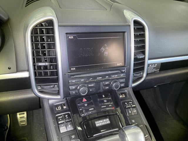 2012 PORSCHE Cayenne 油電 3.0l 8.7萬公里 NT$500,000 有第三方認證，無待修、無泡水、無事故、三大保固   LINE:PT0974   #汽車#中古車#新車#原廠#代理商#貿易商#新古車#買車#賣車  第5張相片