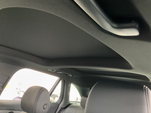 2017 BENZ GLC250 2.0l 12.4萬公里 天窗 沒acc可加裝，4wd NT$680,000 有第三方認證，無待修、無泡水、無事故、三大保固   LINE:PT0974   #汽車#中古車#新車#原廠#代理商#貿易商  第6張相片
