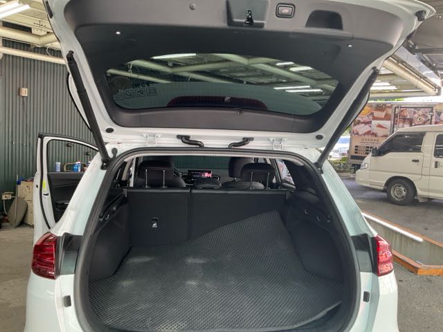 2023 Kia ceed sw 1.5l 油電 2.1萬公里 acc 旅行車 NT$530,000 有第三方認證，無待修、無泡水、無事故、三大保固   LINE:PT0974   #汽車#中古車#新車#原廠#代理商#貿易商#新古車#買車  第10張相片