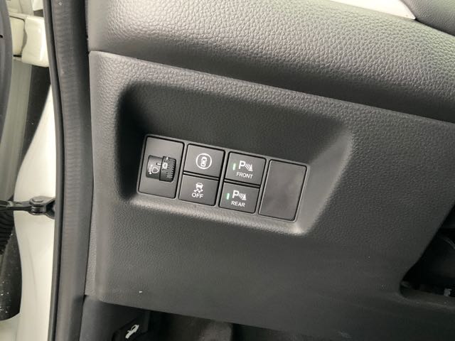 2021 HONDA FIT 1.5l 6.9萬公里 汽油版 NT$330,000 有第三方認證，無待修、無泡水、無事故、三大保固   LINE:PT0974   #汽車#中古車#新車#原廠#代理商#貿易商#新古車#買車#賣車#五股#新北市  第9張相片