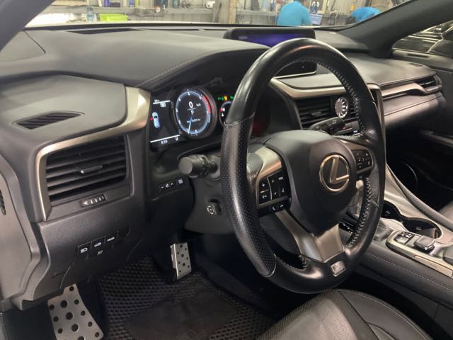 2017 Lexus RX200T 2.0l F版 ACC 全景天窗 7.6萬公里 NT$830,000 有第三方認證，無待修、無泡水、無事故、三大保固   LINE:PT0974   #汽車#中古車#新車#原廠#代理商#貿易商#新古車  第10張相片