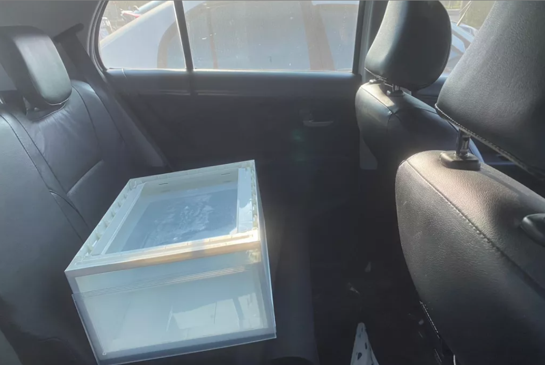 Toyota Yaris 2010款 自排 1.5L  (聯繫資訊 Line ID: a0926068370)  第8張相片