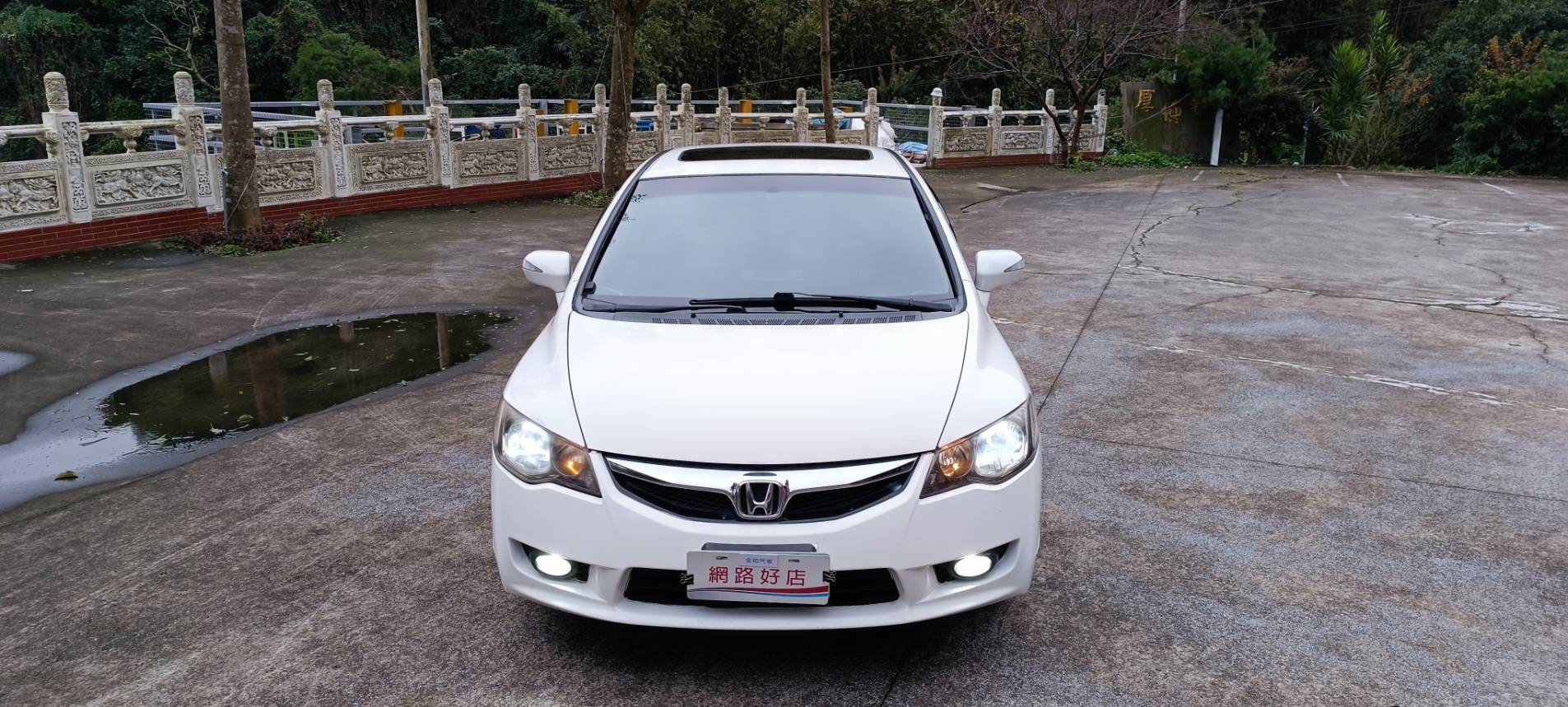 2011 Civic 1.8 VTi-S 天窗 HID 安卓機 代步車 🔥心動熱線:☎️:0973-891-557 徐先生✅強力貸款團隊強力過件，一天過件三天交車✅免保人/免頭款/可享貸款超低利率 ✅消保官定型化契約 白紙黑字 消費有保障  第2張相片