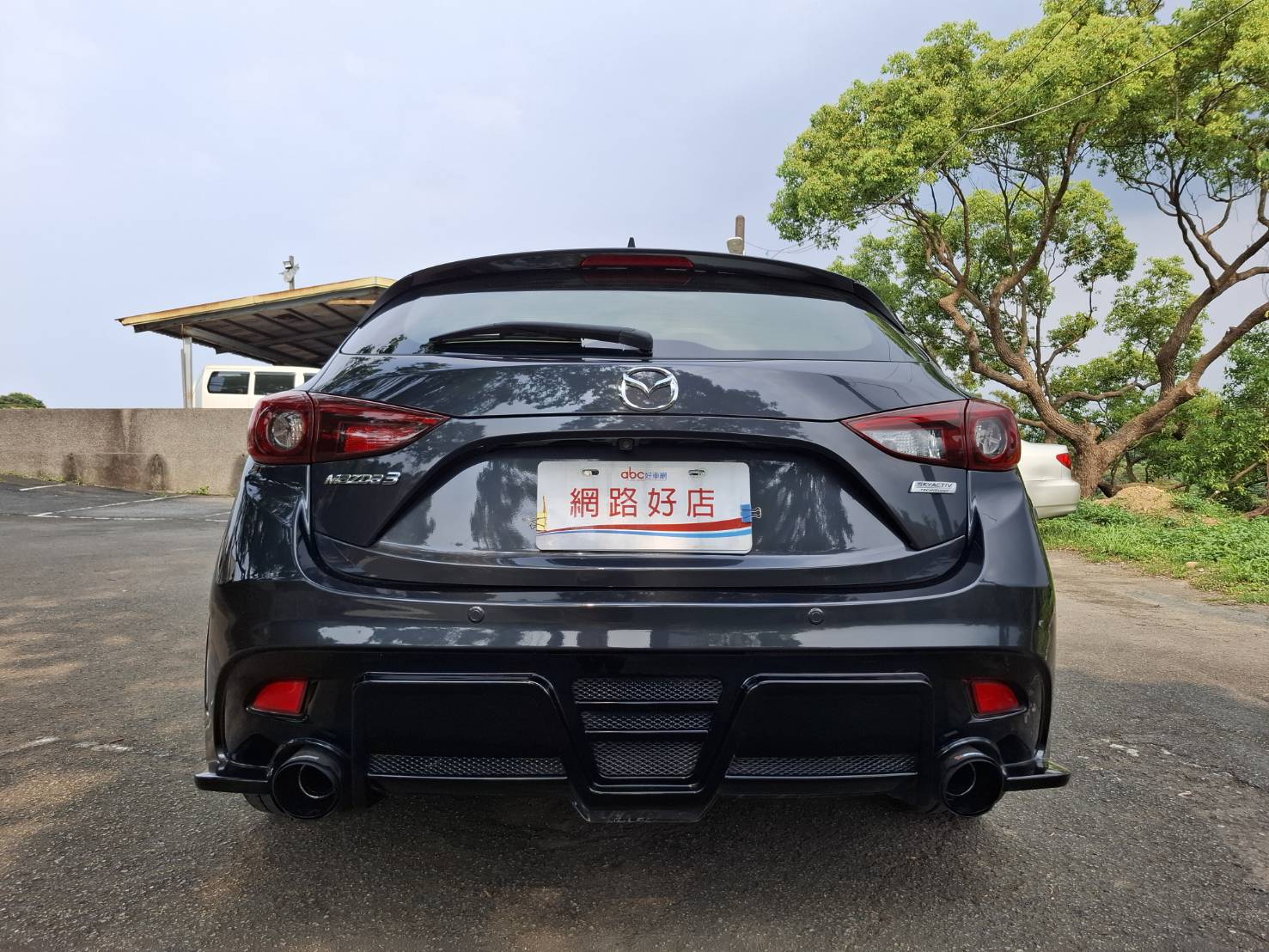 2016年MAZＤA ３　 優質流線美車  #售33萬8千🎊 -歡迎預約賞車 洽: 0912-423-585 宋小姐 LINE: goo5168   第11張相片