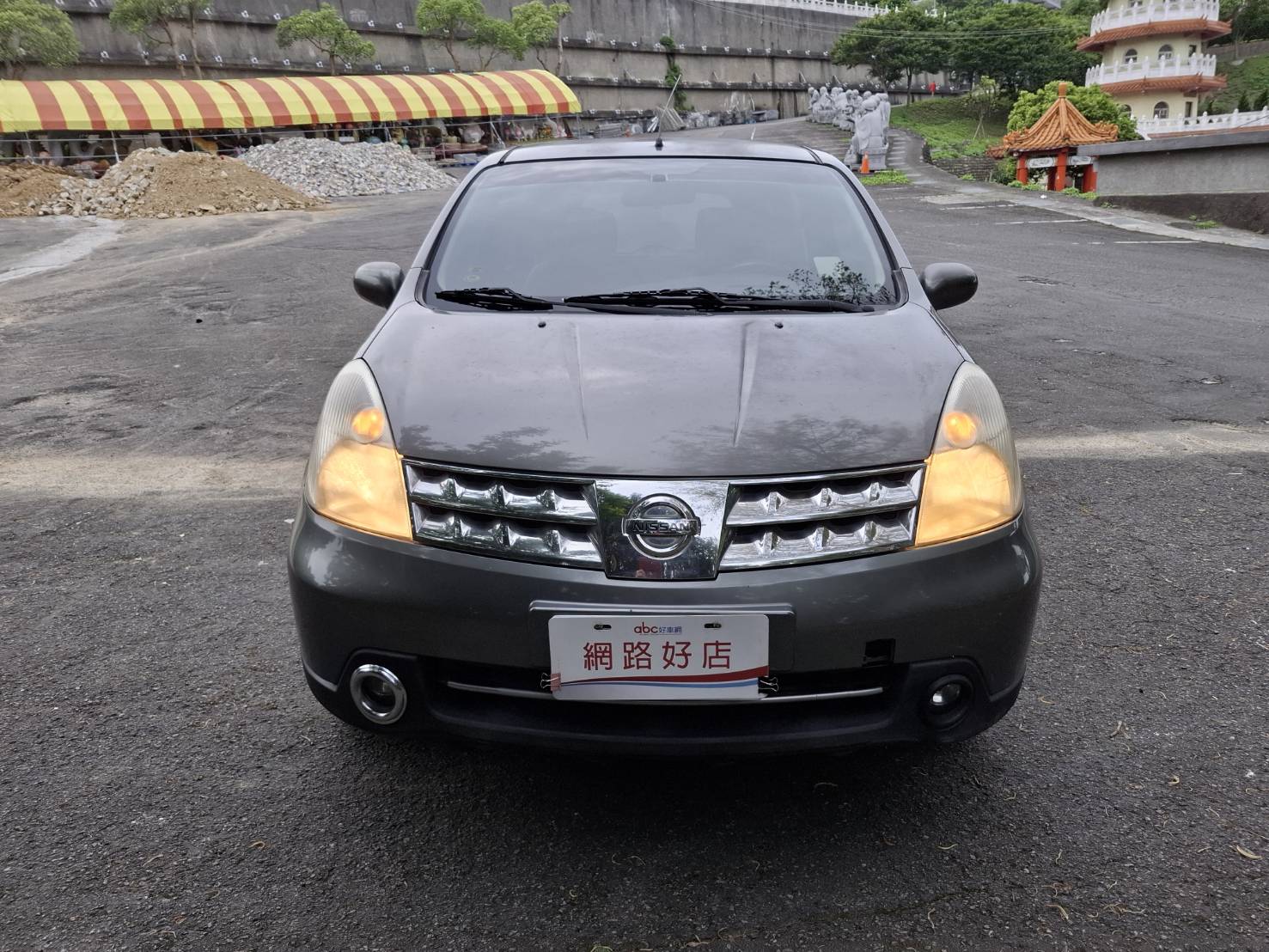 2011年NISSAN LIVINA 1.8 省油7人座車 實用便宜超大空間~網路驚喜價 想跑市場做個小生意經濟實惠 要買要快 歡迎來電預約賞車💗LINE goo5168 💗洽0912-423-585 宋小姐貸款專辦 強力過件  第3張相片