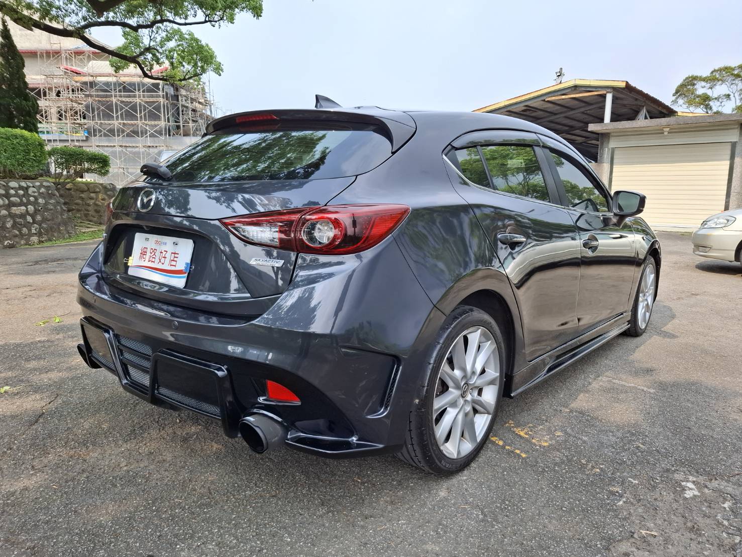 2016年MAZＤA ３ 優質流線美車 歡迎預約賞車 💗洽: 0912-423-585 宋小姐 💗LINE: goo5168 貸款專辦 強力過件 協助信用瑕疵者辦理貸款  第12張相片