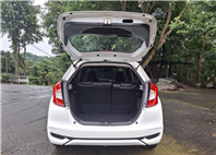 2021 HONDA FIT S 一部滿足日常 休閒工作需求的全能小鋼炮 歡迎預約賞車  LINE goo5168 洽: 0912423585宋小姐 貸款專辦 強力過件  第12張縮圖