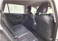2021 TOYOTA RAV4  5代 旗艦版 保值 空間大 安全性高 省油耐用 家庭人氣王超值入主熱門休旅不是夢 歡迎預約賞車LINE：goo5168 洽詢電話：0912423585 宋小姐 貸款專辦 強力過件  第8張縮圖