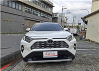 2021 TOYOTA RAV4  5代 旗艦版 保值 空間大 安全性高 省油耐用 家庭人氣王超值入主熱門休旅不是夢 歡迎預約賞車LINE：goo5168 洽詢電話：0912423585 宋小姐 貸款專辦 強力過件  第11張縮圖