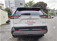 2021 TOYOTA RAV4  5代 旗艦版 保值 空間大 安全性高 省油耐用 家庭人氣王超值入主熱門休旅不是夢 歡迎預約賞車LINE：goo5168 洽詢電話：0912423585 宋小姐 貸款專辦 強力過件  第13張縮圖